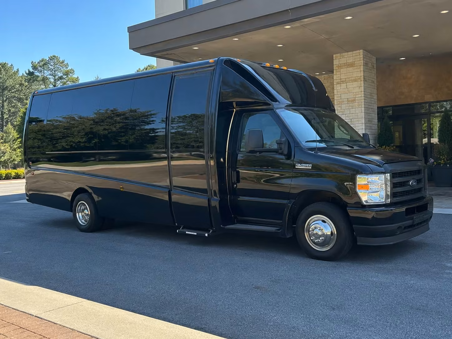18 passenger minibus