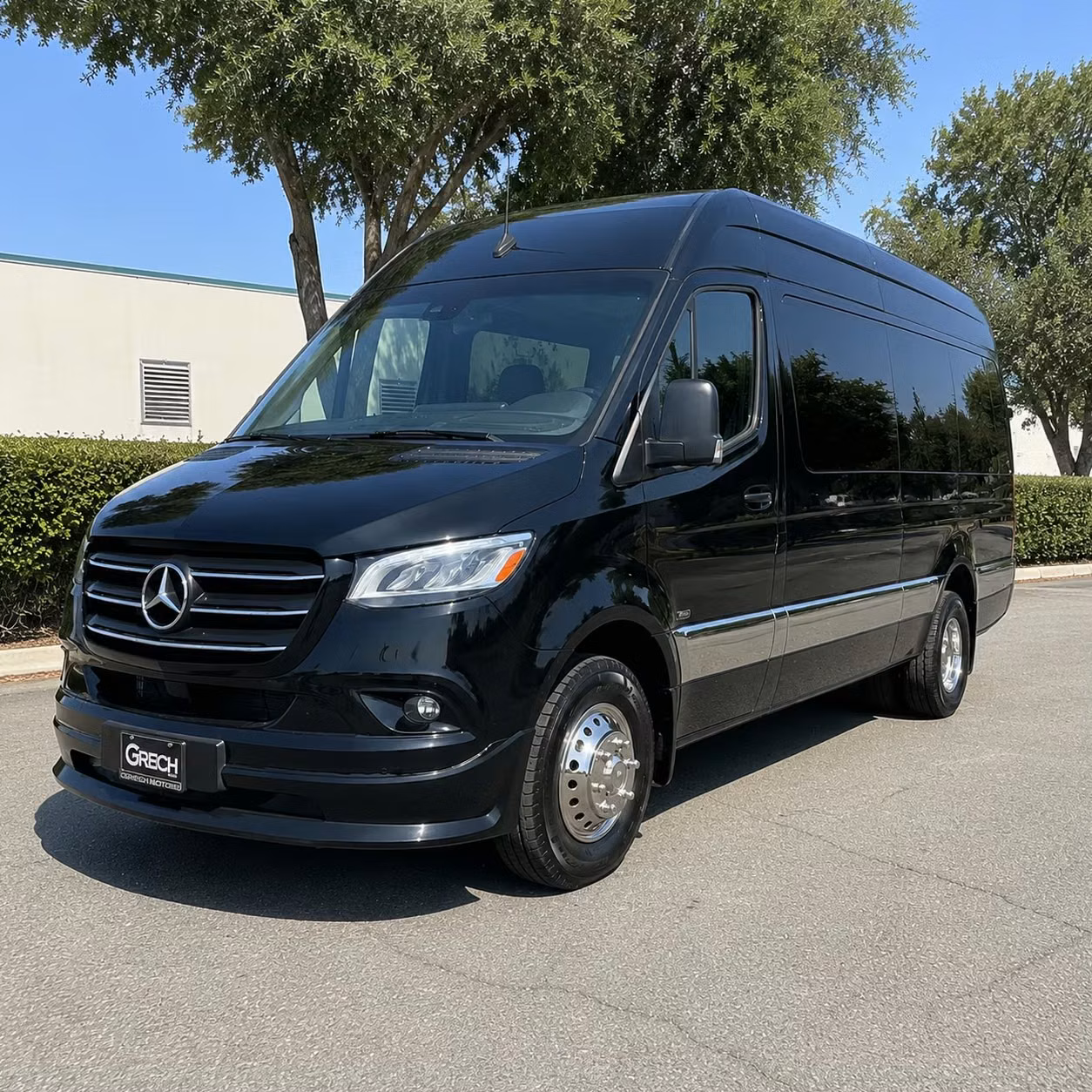 employee shuttle services in oceanside