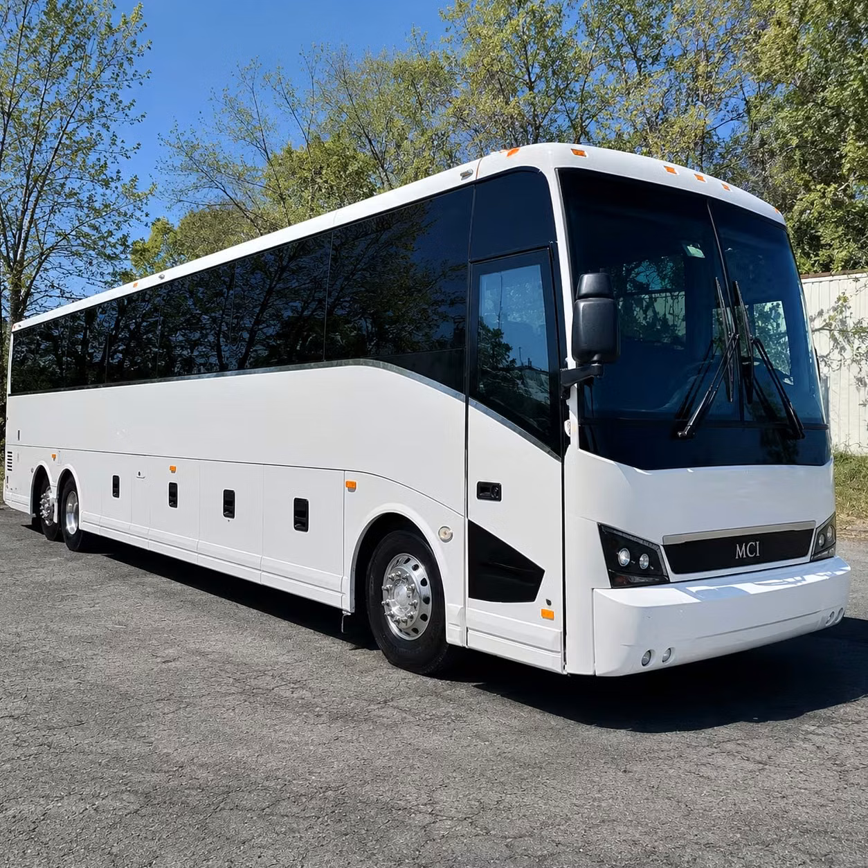 oceanside sports teams school groups and corporate travelers all rely on long distance bus rentals